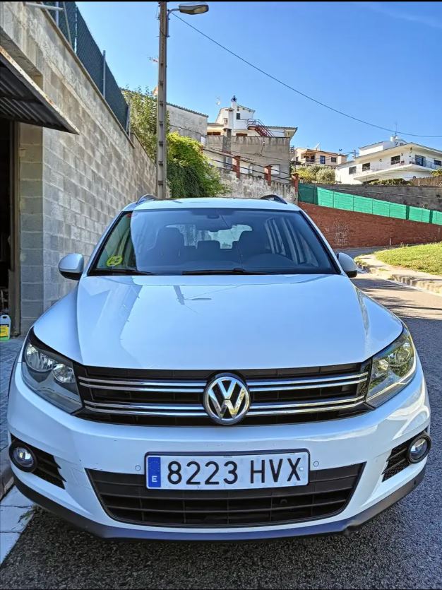 Volkswagen Tiguan frontal